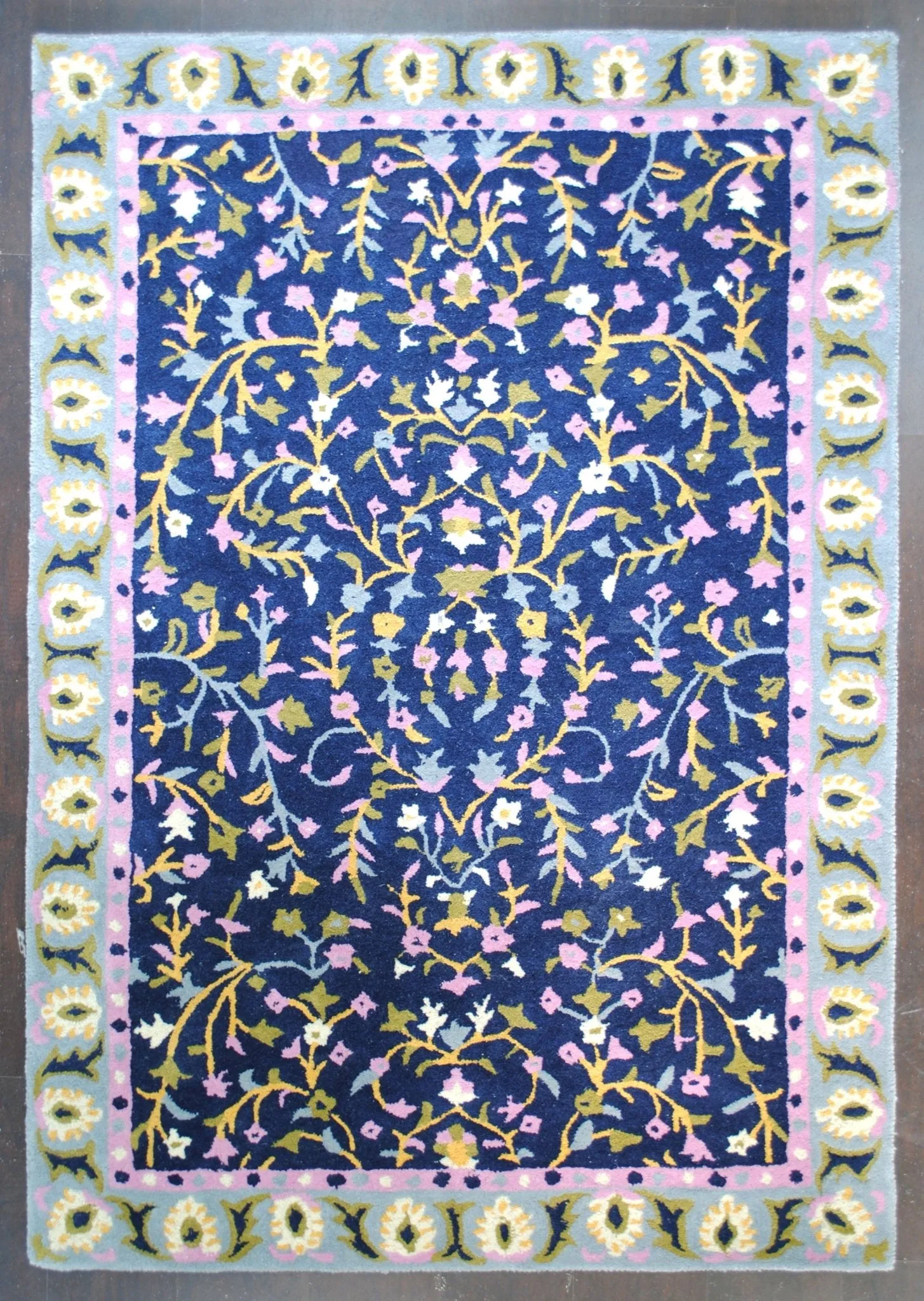 CLAUS HANDTUFTED WOOL CARPET