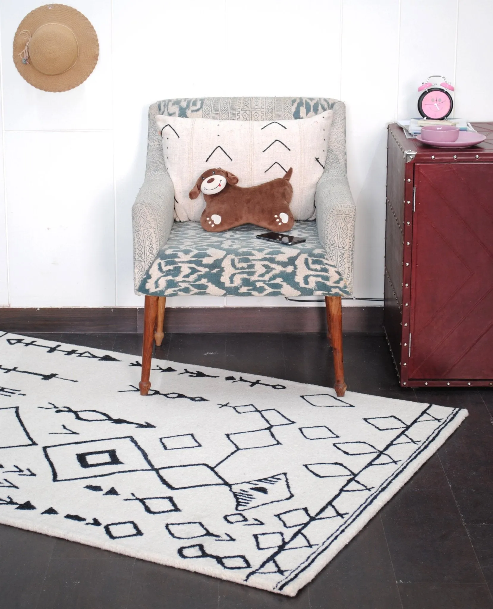 ENRICA HANDTUFTED WOOL CARPET