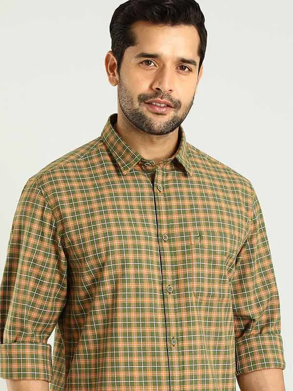 Men Checked Full Sleeve Cotton Shirt