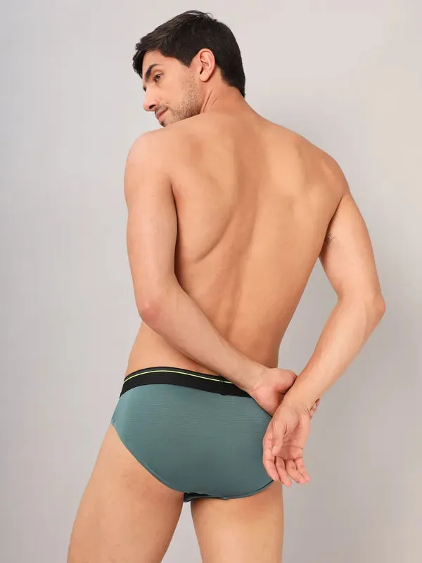 Men Colorblock Briefs with ELASTO LITE